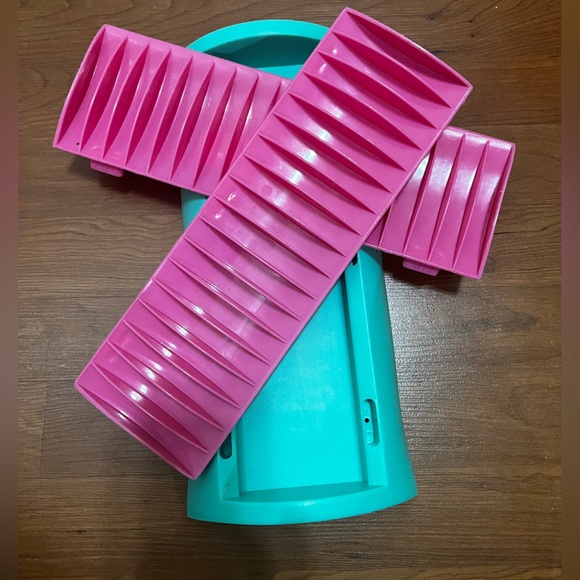 Ratan Dish Rack | Pink and Blue - Picture 4 of 7